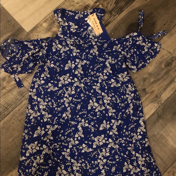 💋GILLI CLOTHING DRESS - Picture 2 of 3